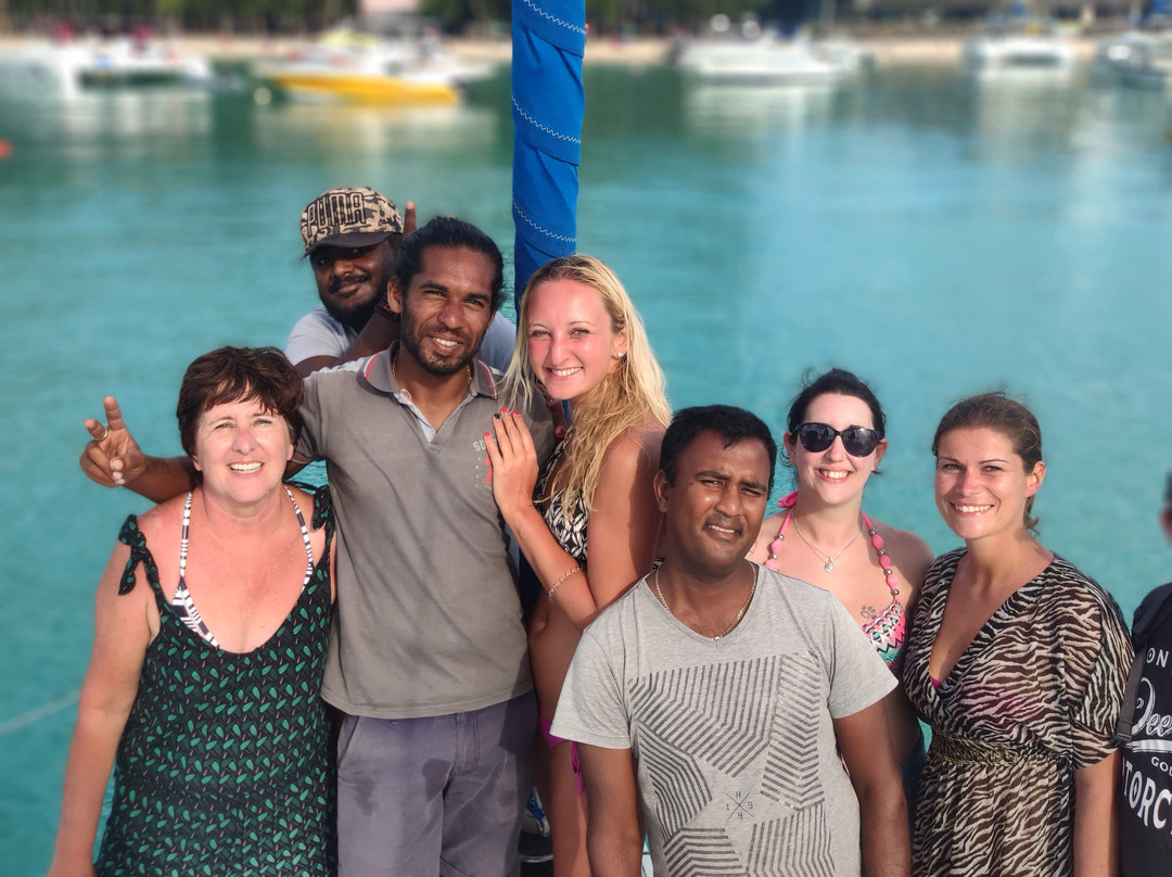 Mauritius Catamarans Cruise by Tamamsa-大湾必去景点