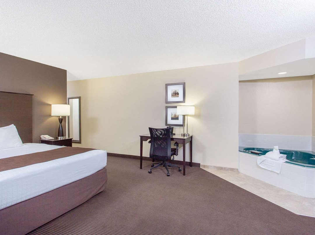 AmericInn by Wyndham Rhinelander主图