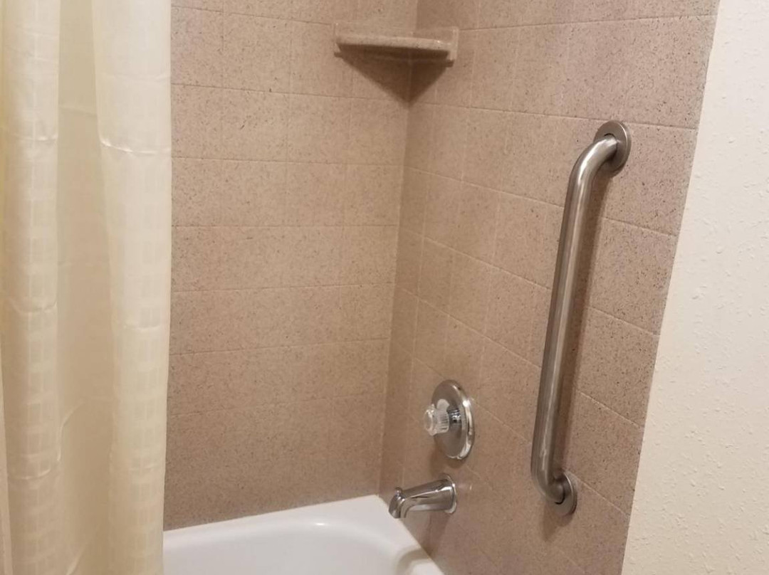 FairBridge Hotel & Conference Center Yakima主图