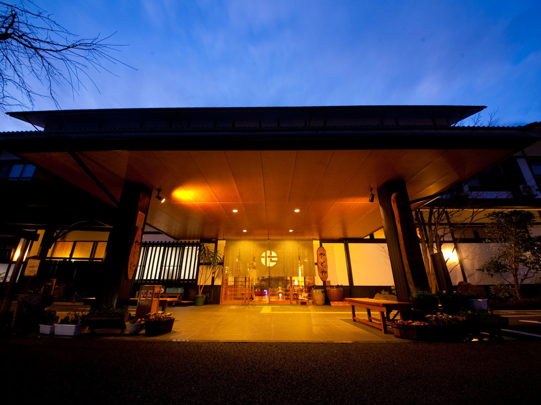 亚瓦拉诺萨图亚杜拉主图