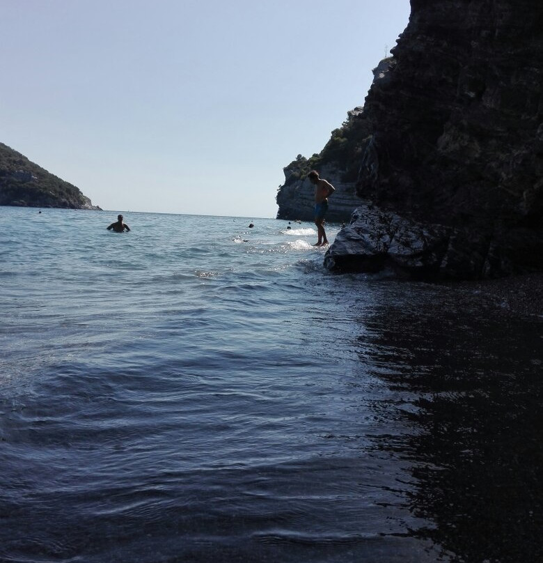 Isolotto di Bergeggi-Bergeggi必去景点