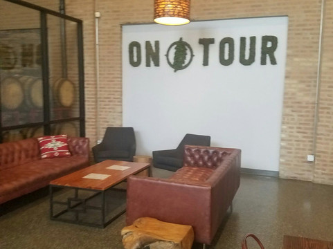 On Tour Brewing Company-芝加哥必去景点