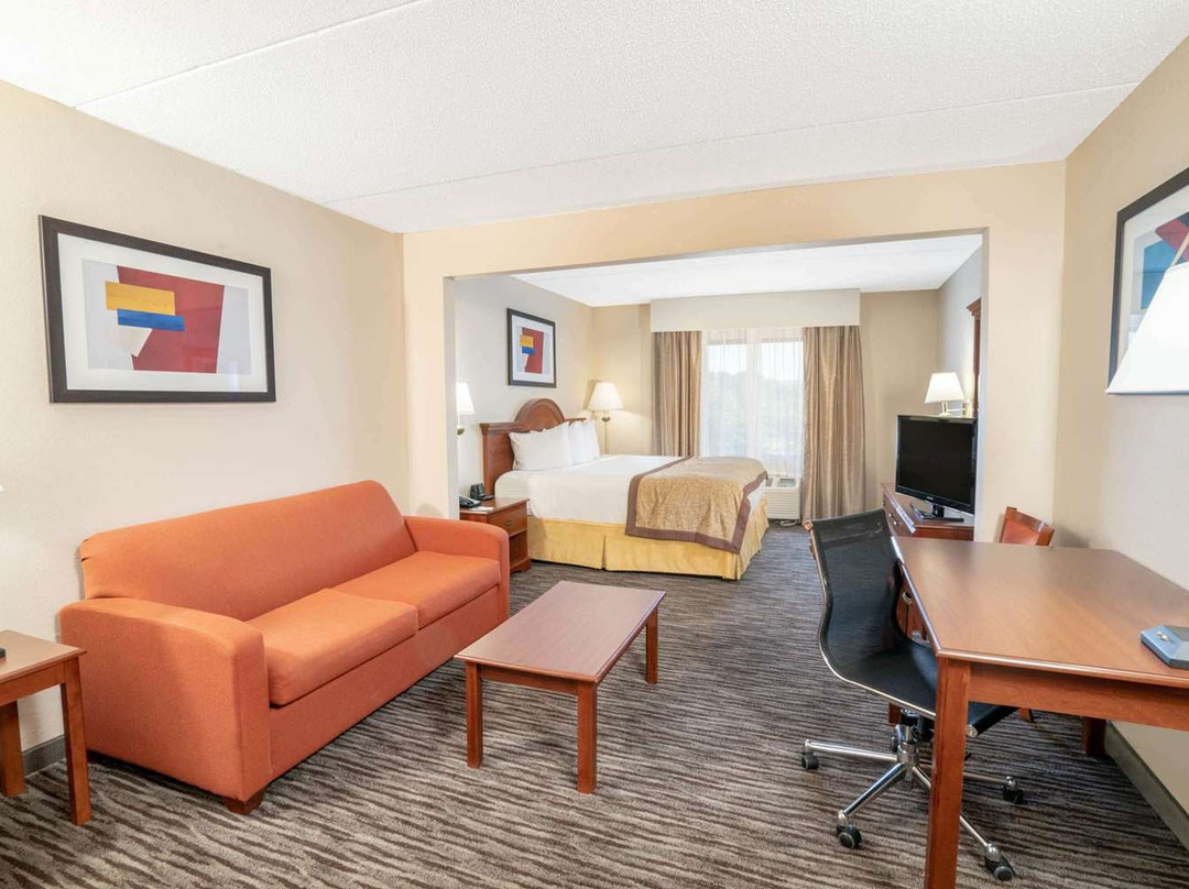 Wingate By Wyndham Charlotte Airport I-85/I-485主图