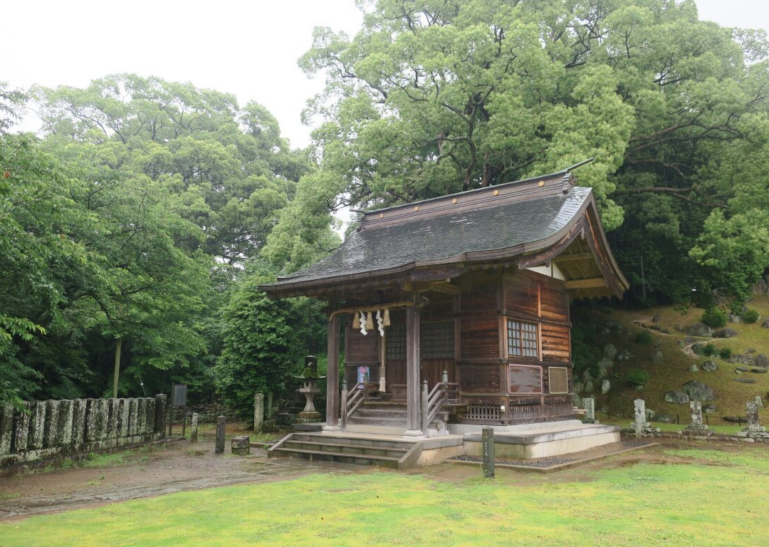 Omura Gokoku Shrine景点图片