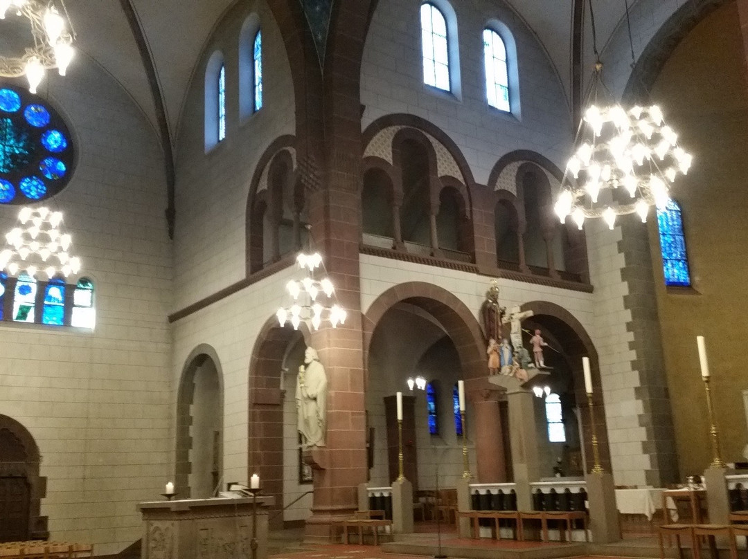 Herz Jesu Kirche景点图片