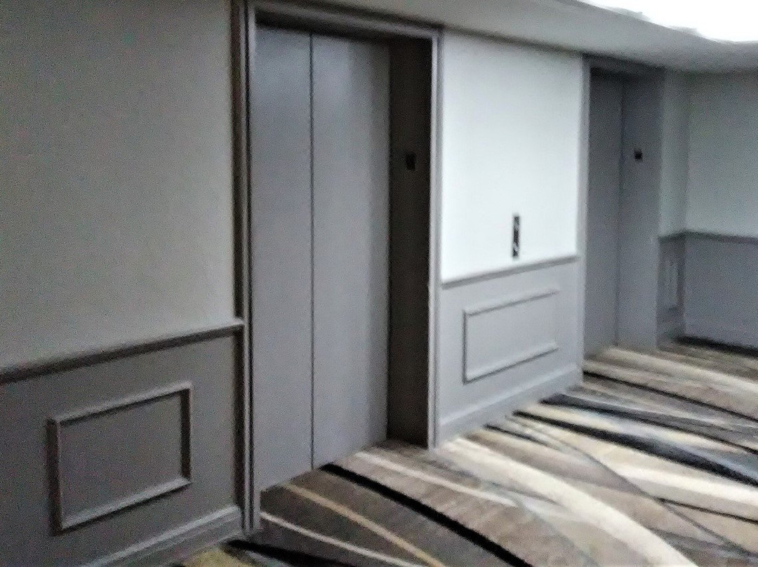 绍斯伯里皇冠假日酒店主图