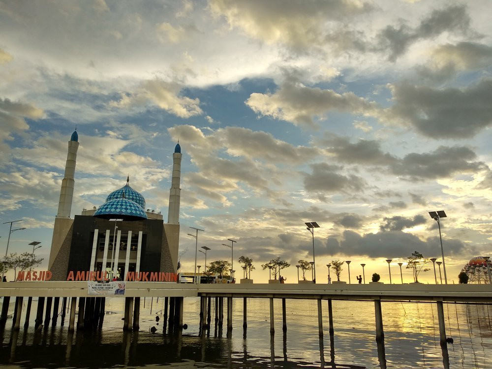 Mosque Amirul Mukminin-孟加锡必去景点
