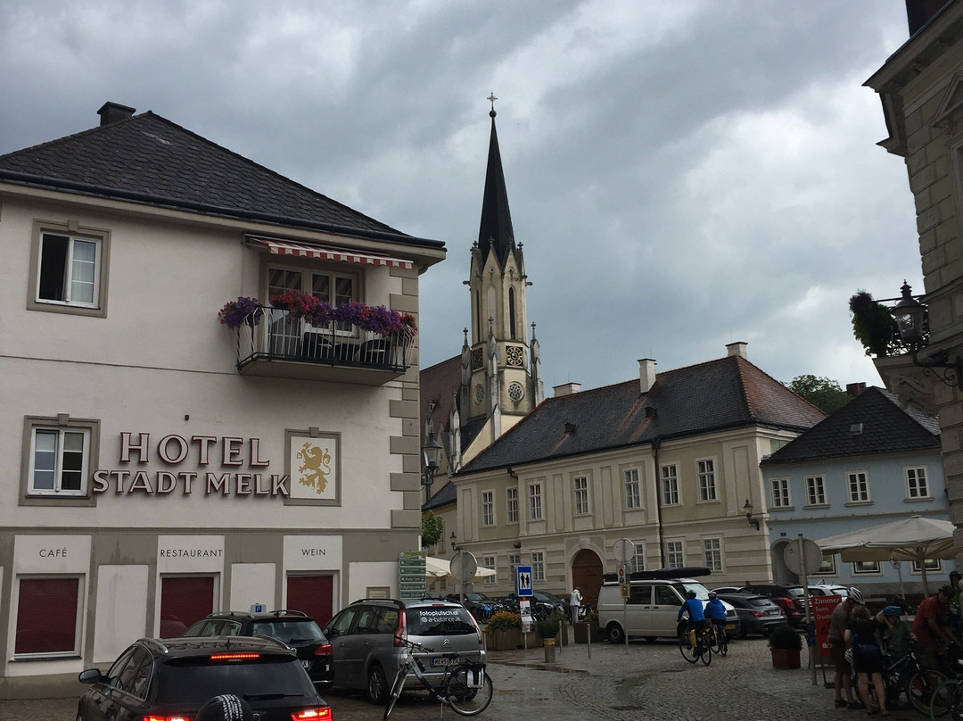 Stadtpfarrkirche Maria Himmelfahrt景点图片
