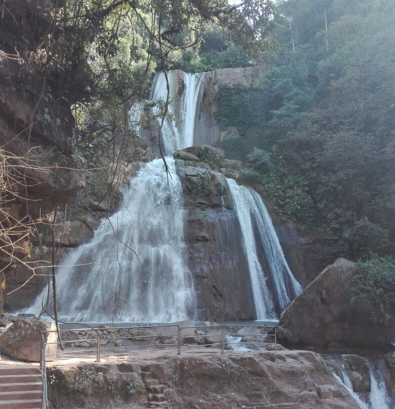 Cataratas Bayoz-Perene必去景点