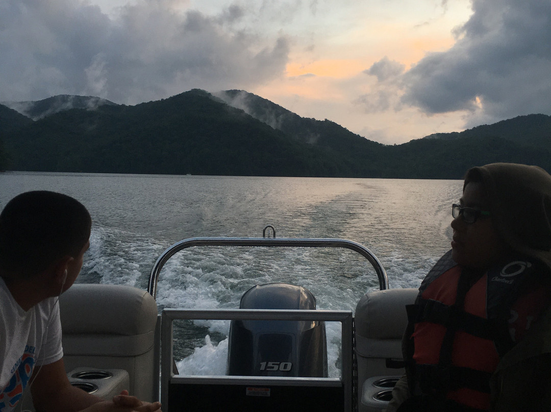 Nantahala Lake Marine景点图片