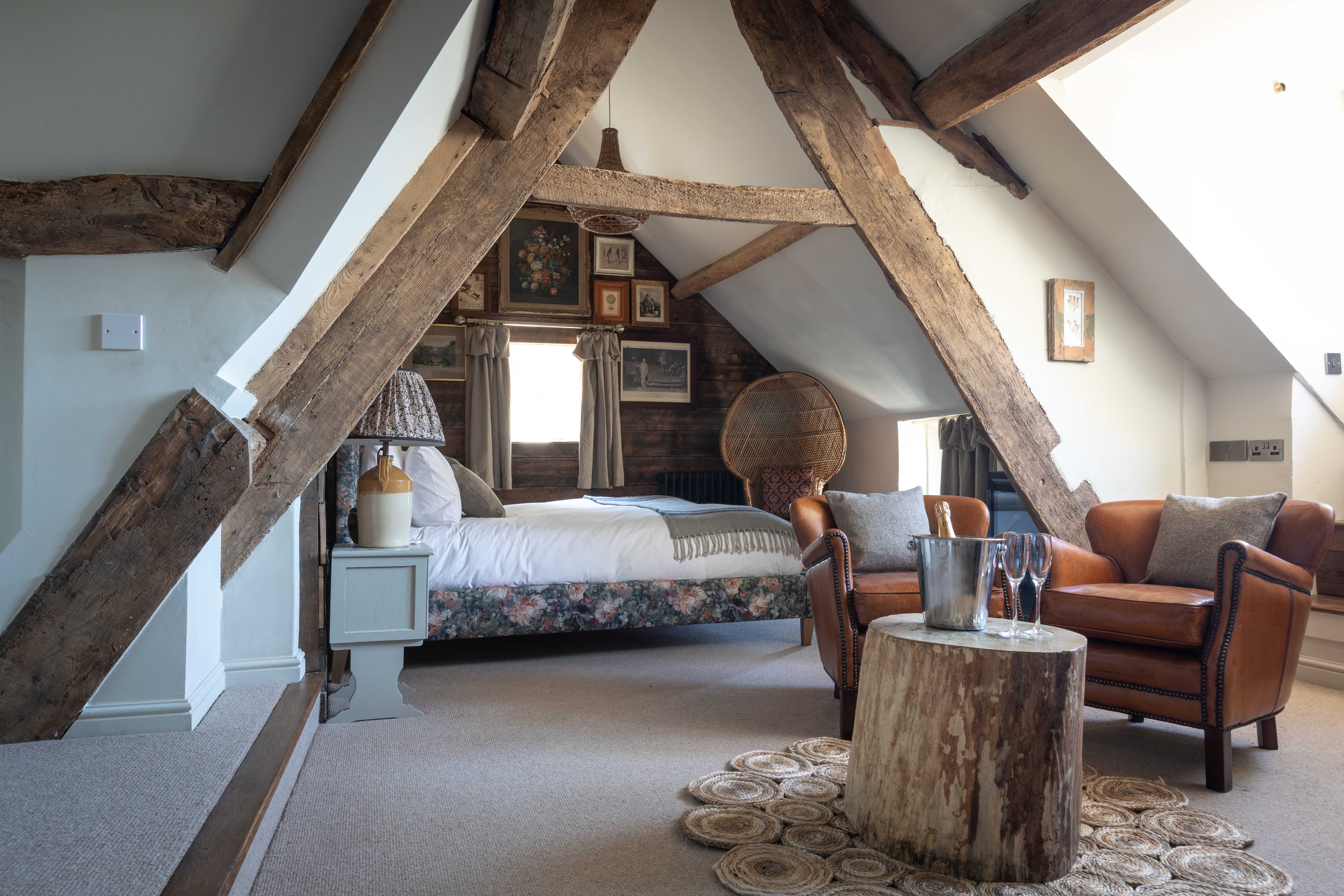 The Frogmill Hotel-官方
