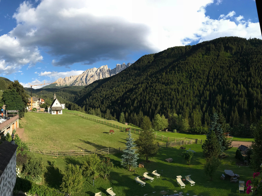 波斯特罗曼蒂克酒店主图