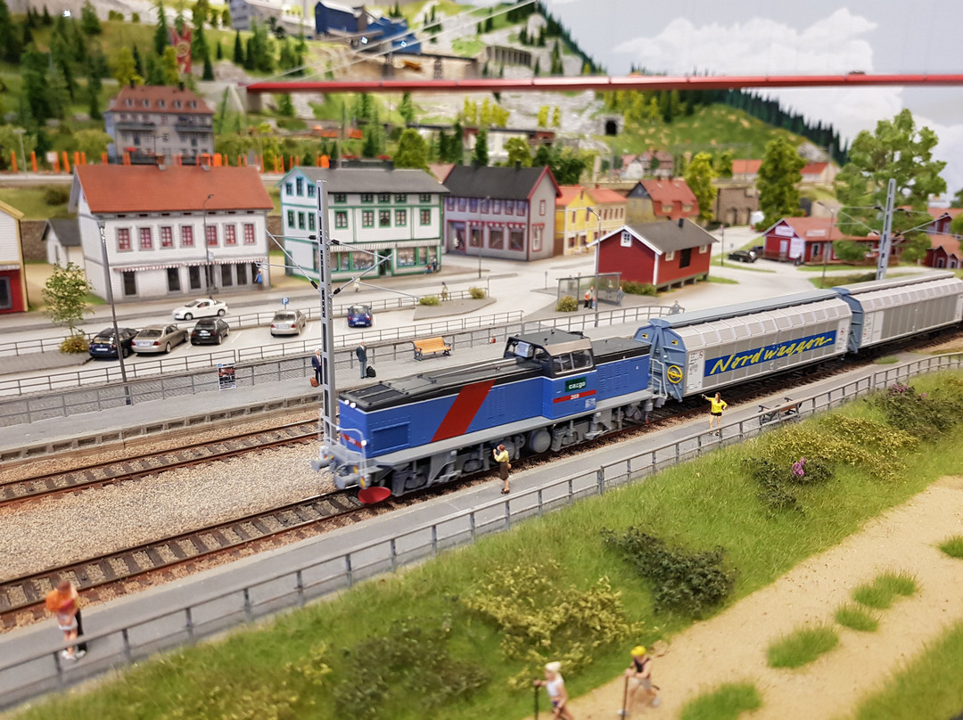 Miniature Kingdom