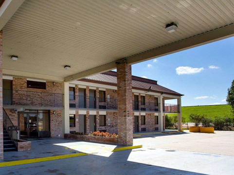 哈蒙德品质酒店主图