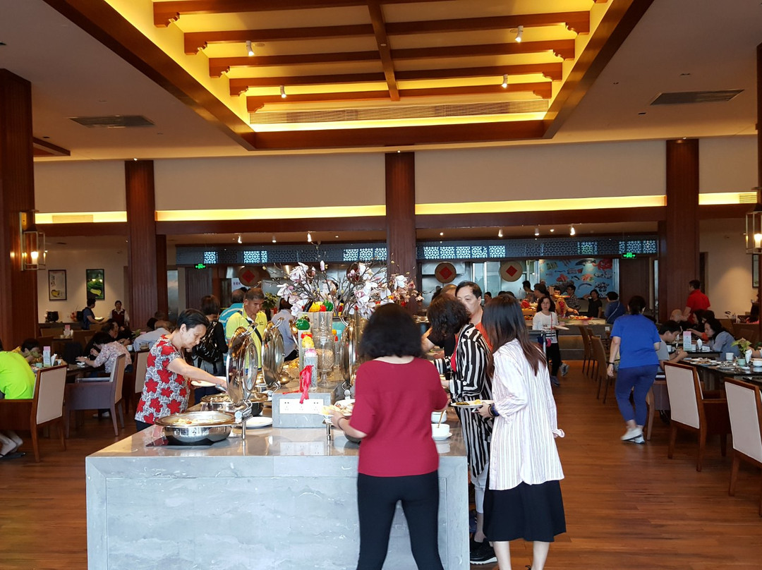 宝晶宫天鹅湖度假酒店主图