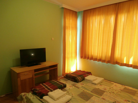 Apartments in House Silent Nature主图