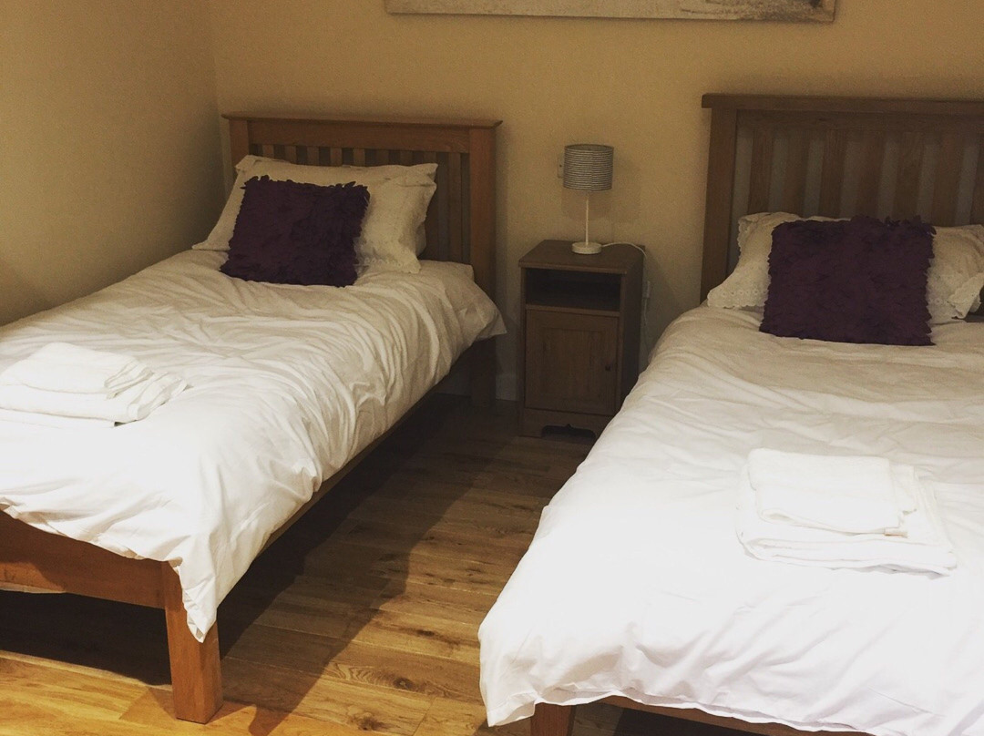 Ffynnonlwyd Farm & Cottage