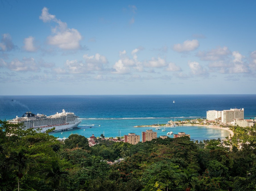 Suzette Tours Jamaica-奥乔里奥斯必去景点