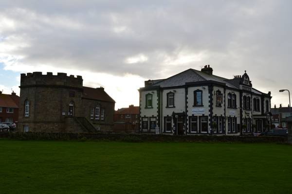 Waterford Arms-官方
