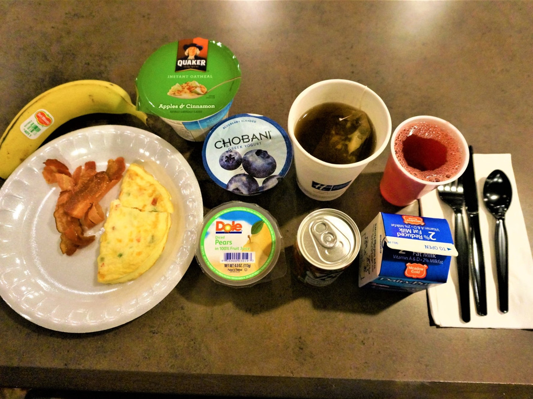 Holiday Inn Express & Suites Cheyenne by IHG主图