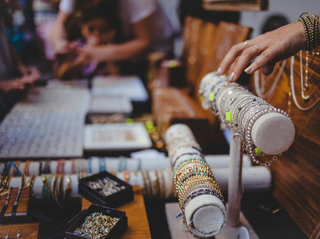 Adi Miraro Jewelry-Arad必去景点