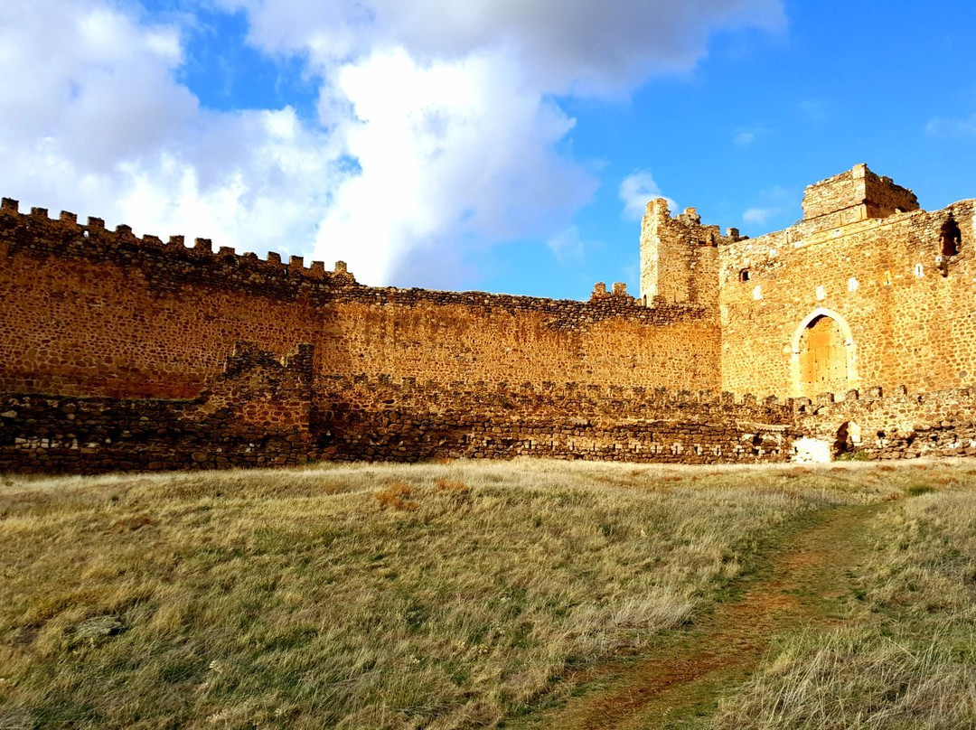 Castillo de Montalban景点图片