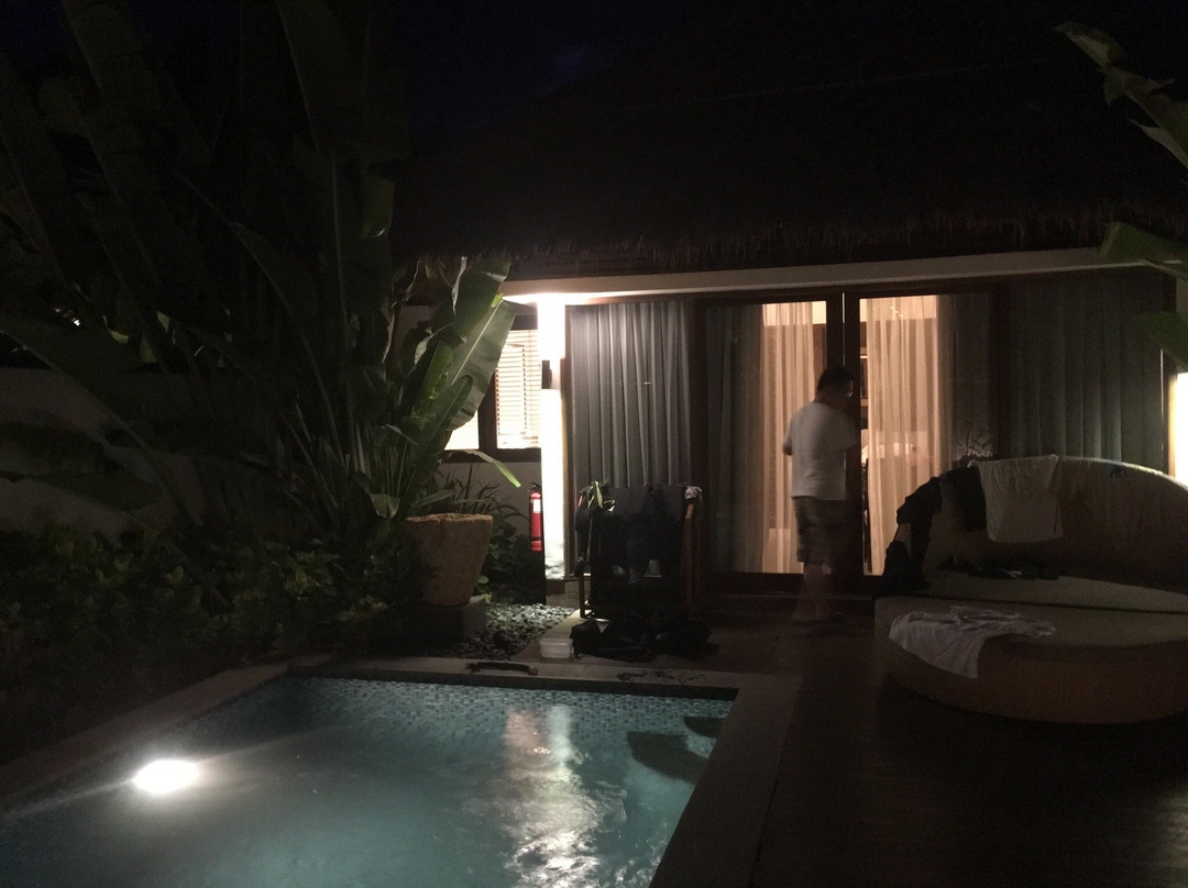 巴厘蓝梦岛沙滩俱乐部别墅度假村主图