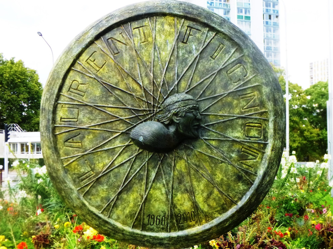 Sculpture en Hommage a Laurent Fignon景点图片