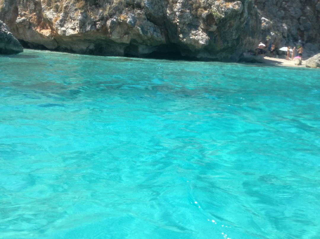 Tsoukalades Beach-Tsoukaladhes必去景点