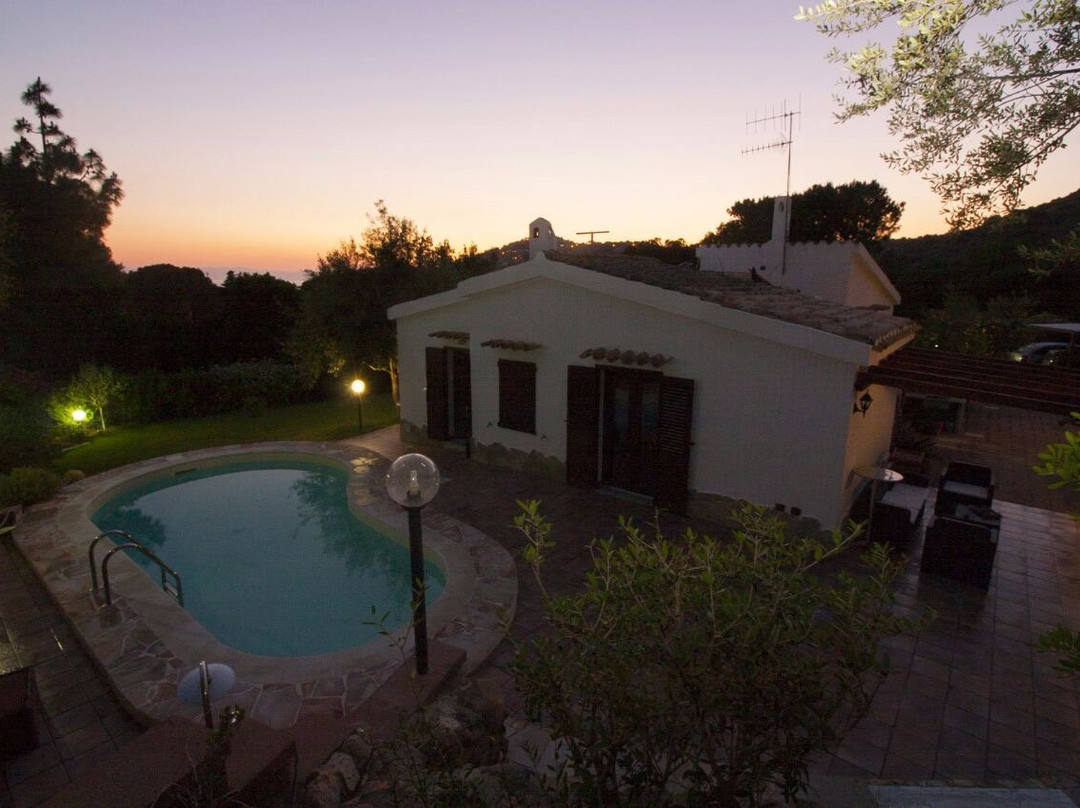 Solanas酒店住宿-Almà