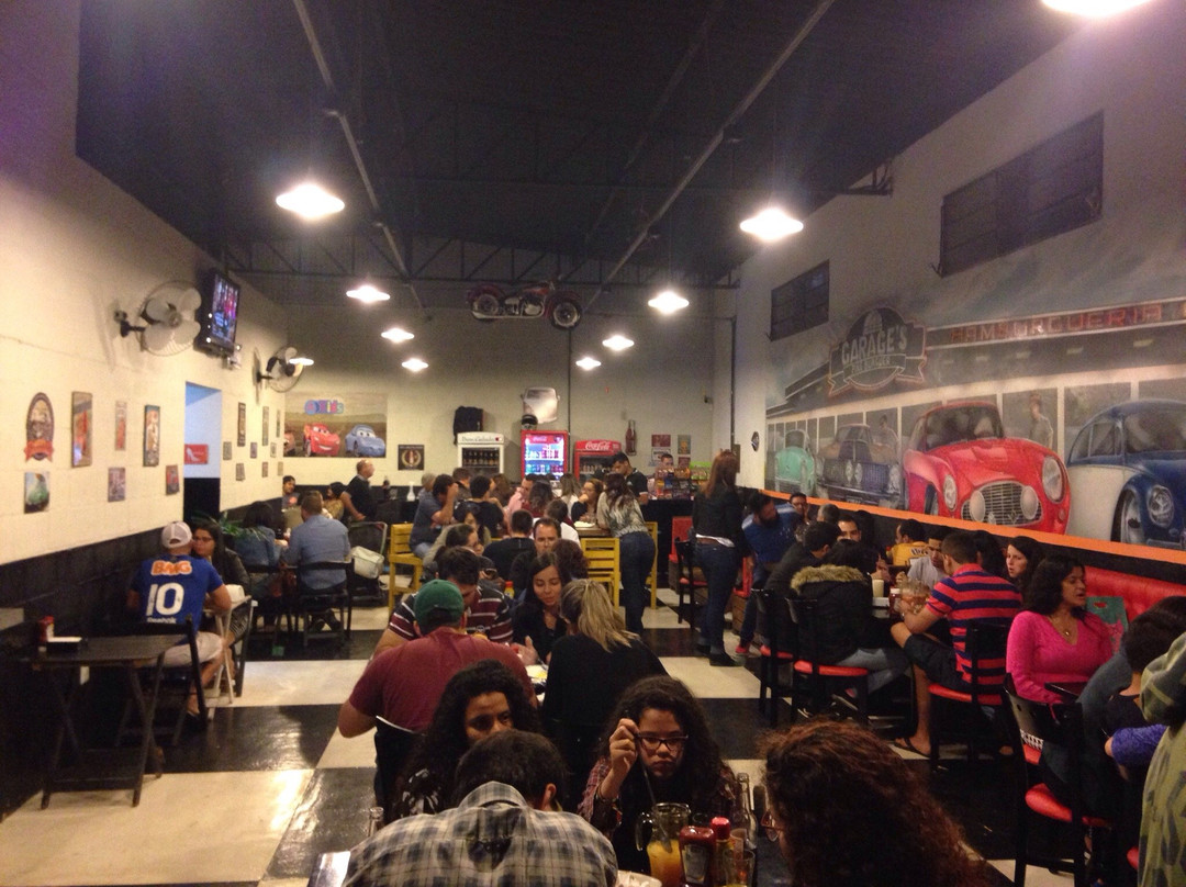 Garage's fine burger