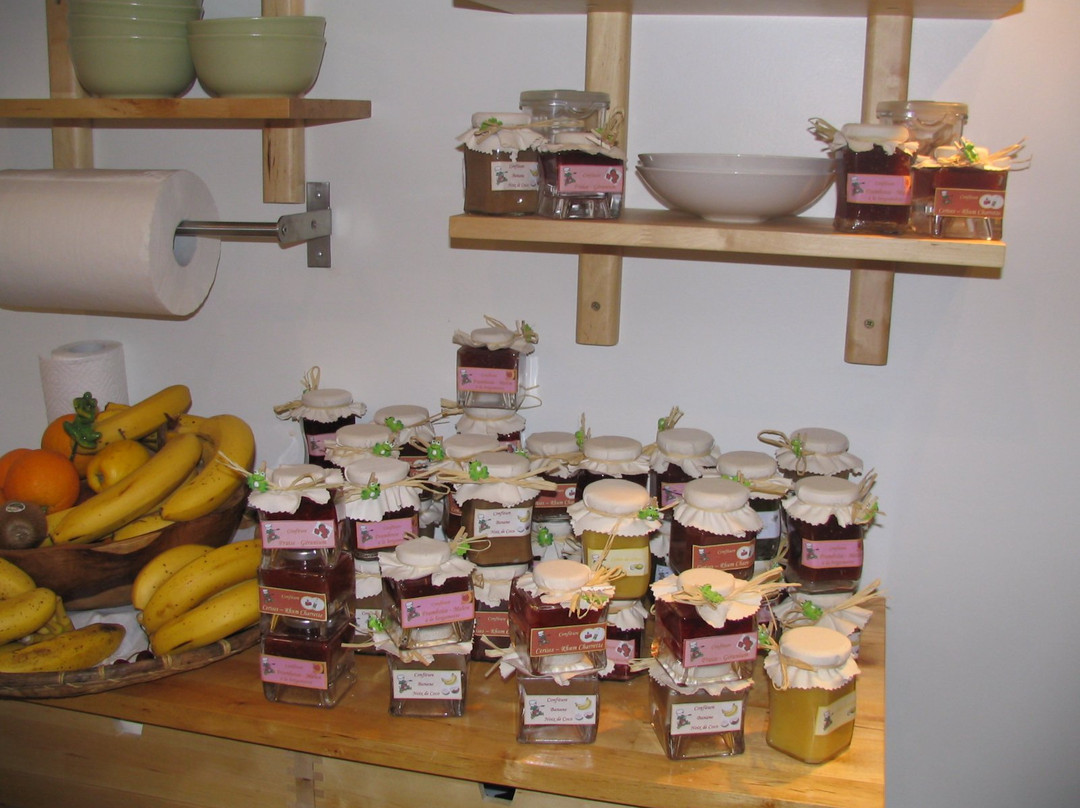 Bezaudun-les-Alpes酒店住宿-The Frogs' House