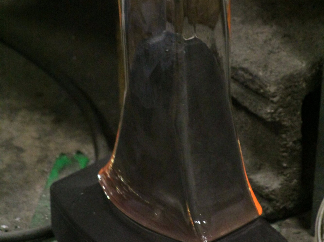 Simon Pearce Factory Outlet and Glassblowing景点图片