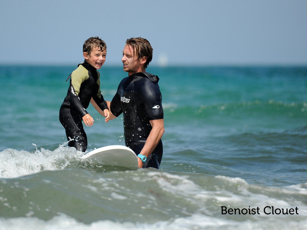 Surfplaya Surf School景点图片