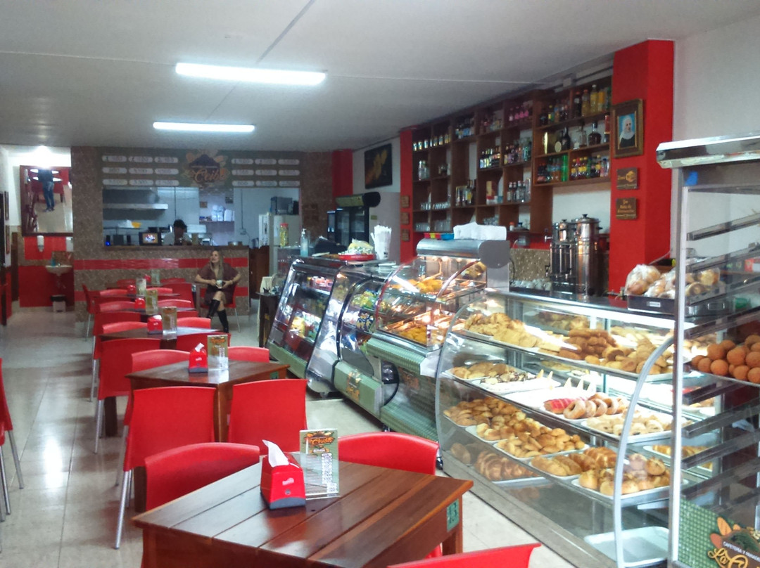Cafetería y Panadería La Ceiba