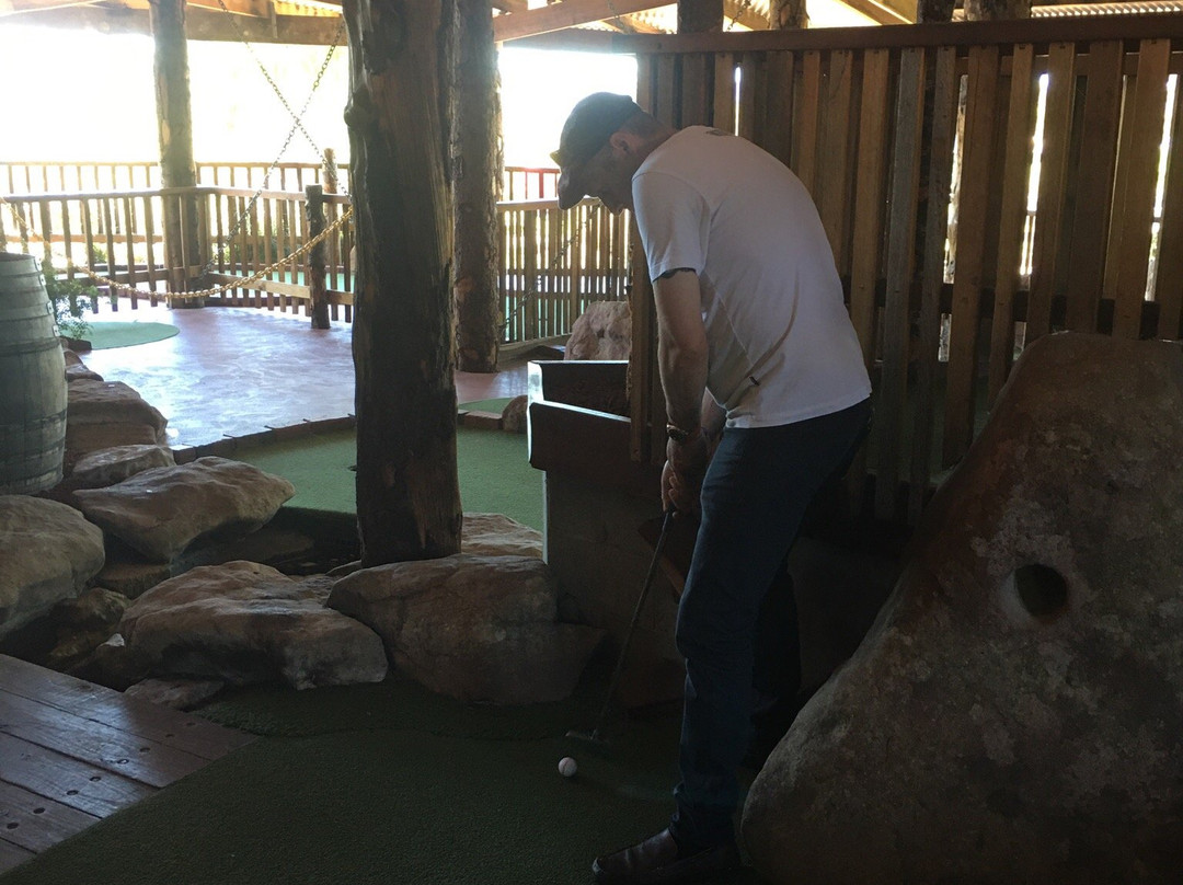 Putters Adventure Golf景点图片