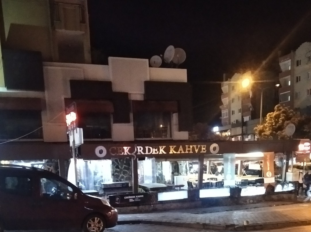 Cekirdek Kahve