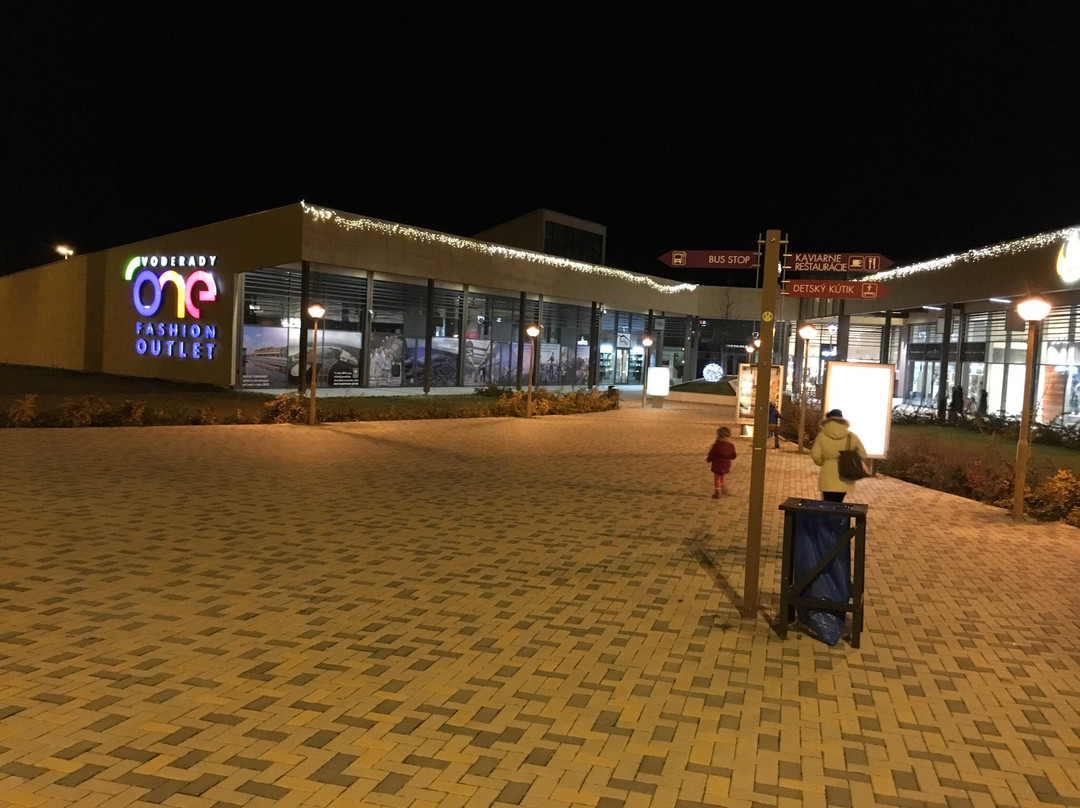 ONE Fashion Outlet Voderady-Voderady必去景点