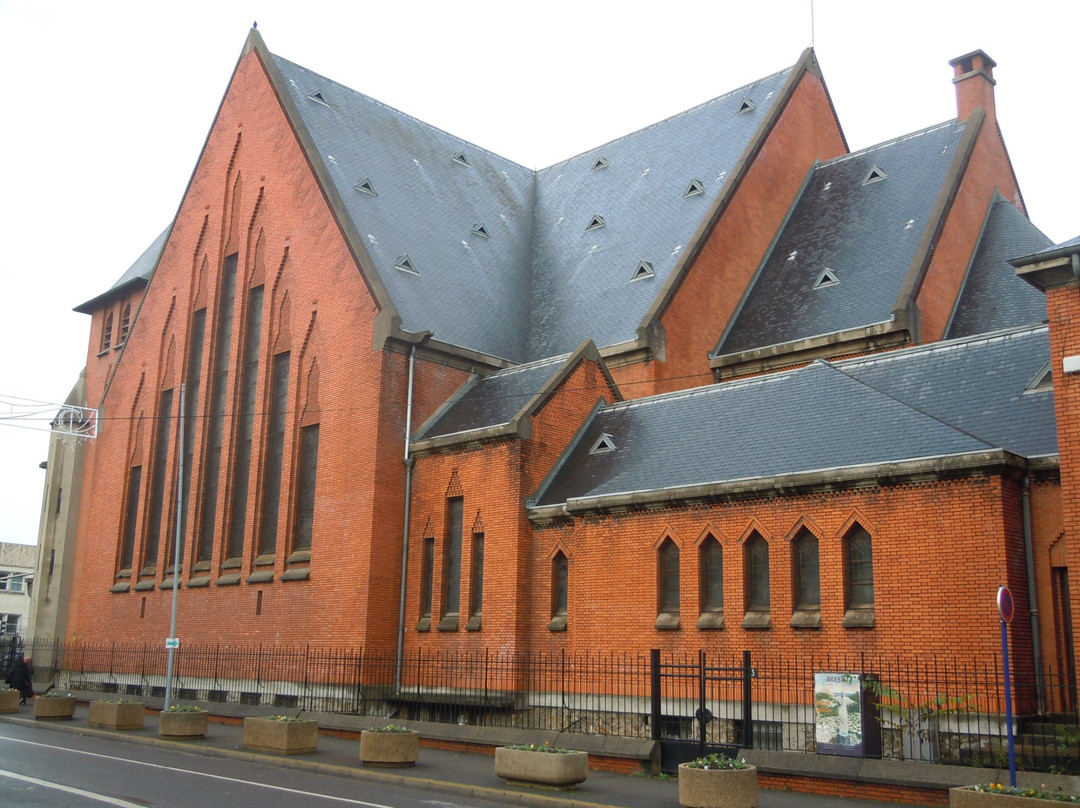 Eglise Sainte-Louise de Marillac景点图片