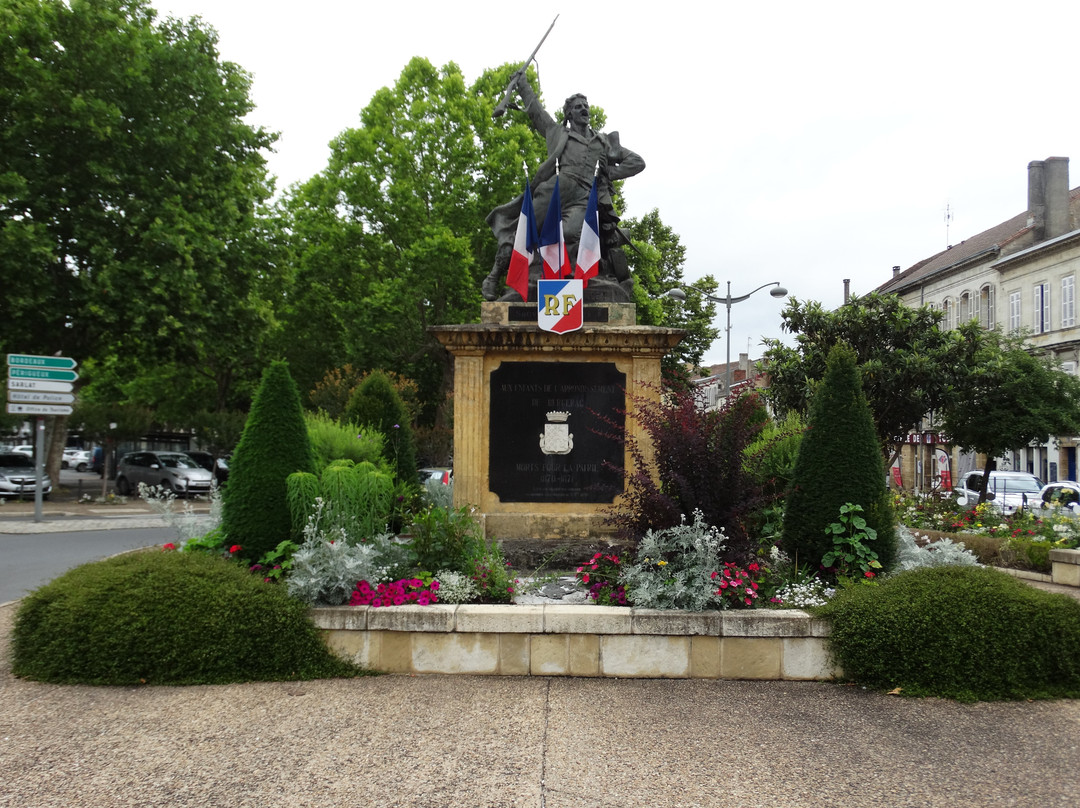 Monument aux Morts de la Guerre 1870景点图片