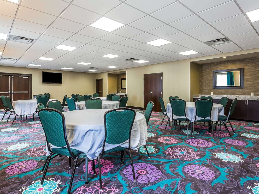 Comfort Inn & Suites Newcastle - Oklahoma City主图