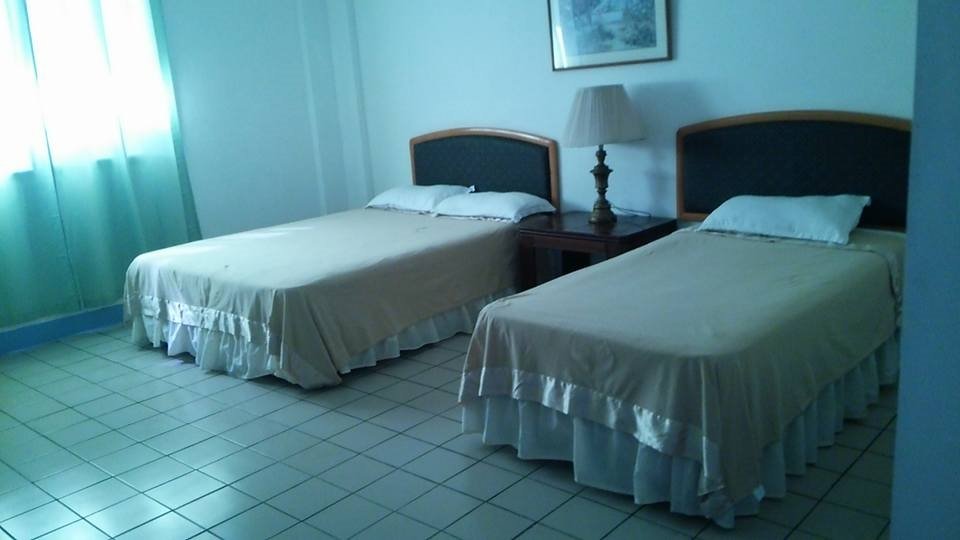 Lorilynns Hotel-官方