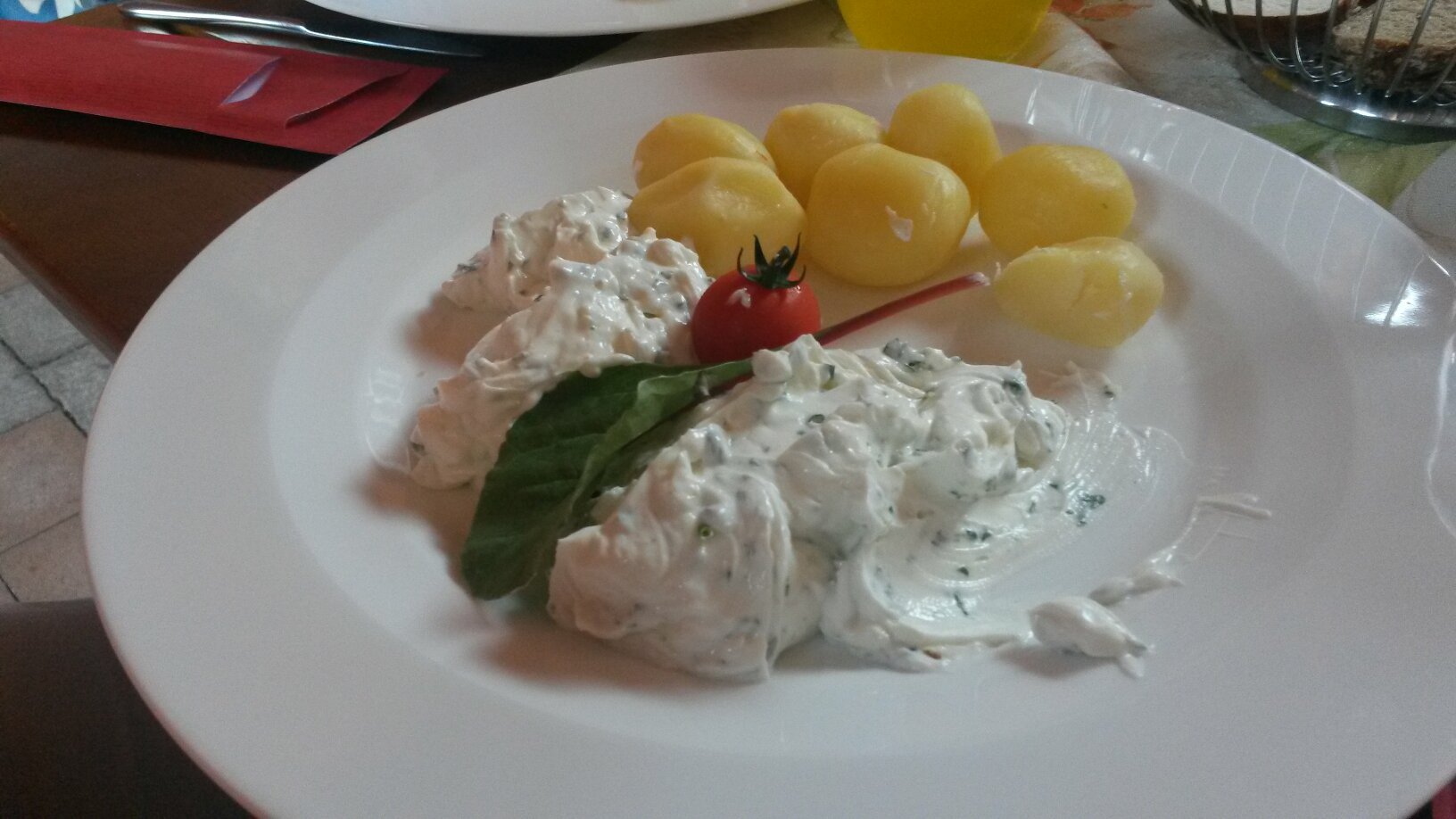 Gasthaus zur Krone-官方