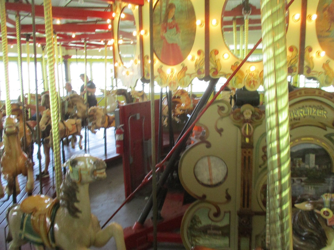 Recreation Park Carousel景点图片