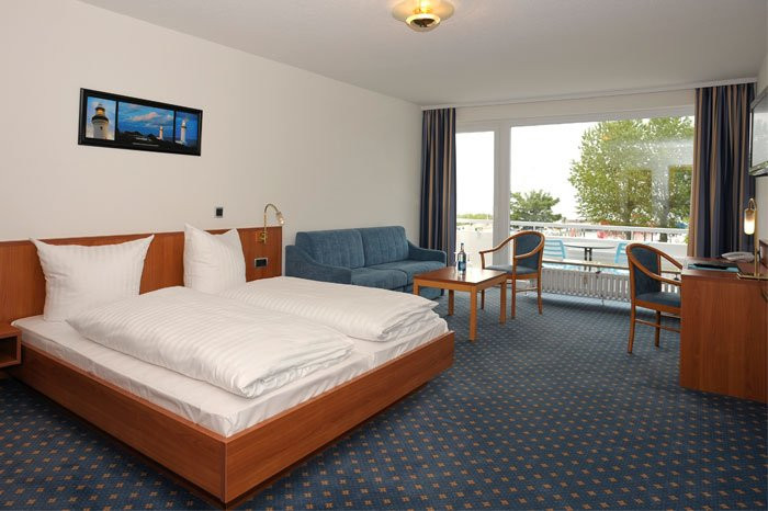 Strande酒店住宿-Acqua Strande Yachthotel & Restaurant