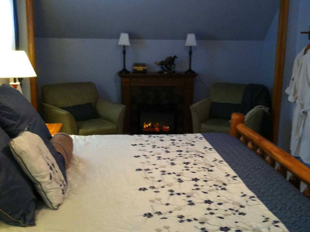 At Willow Pond Bed and Breakfast主图