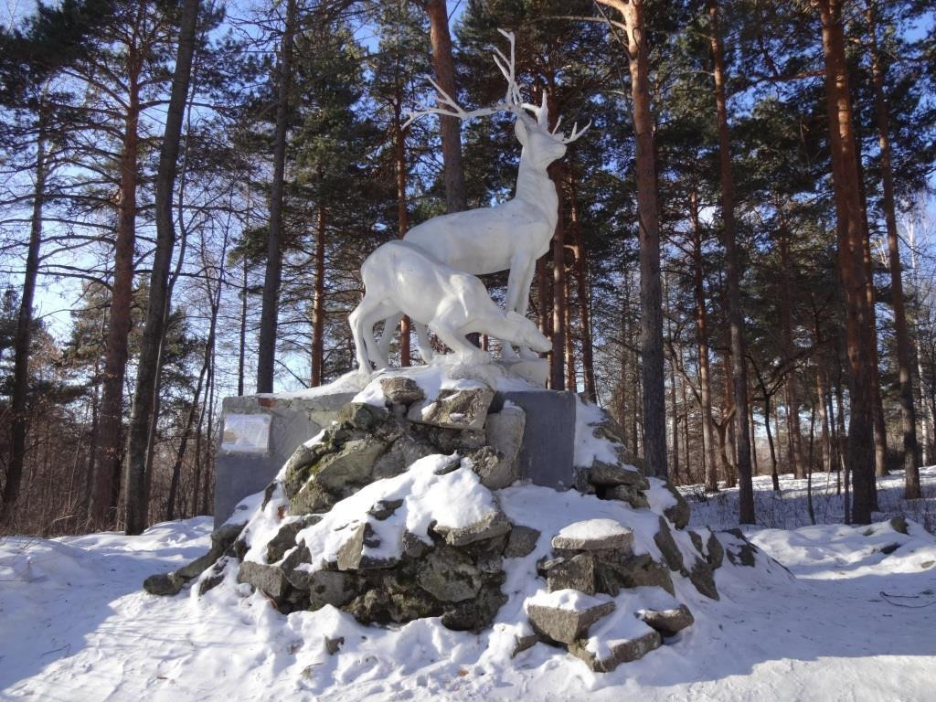 Sculpture Deers-叶卡捷琳堡必去景点