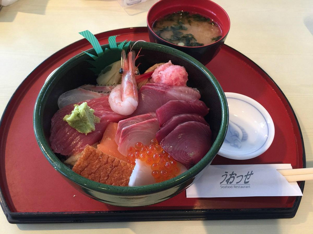 シーフードレストラン うおっせ