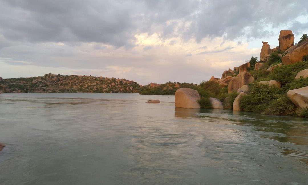 Sanapur Lake景点图片