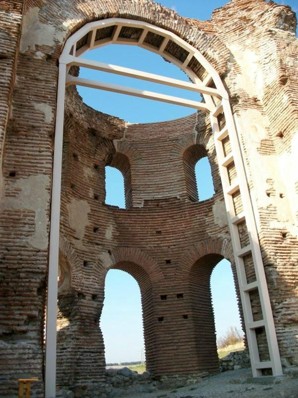 Red Church-Perushtitsa必去景点